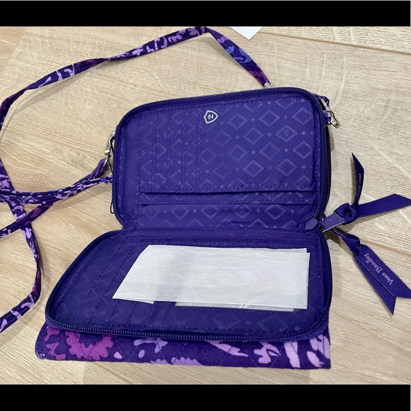 Vera Bradley Cotton All in One Crossbody Purse - Picture 3 of 6